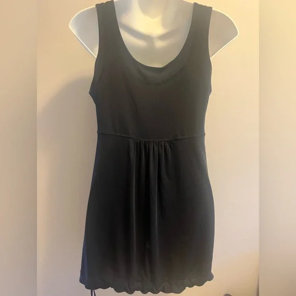 One Tooth Tank Top - Picture 2 of 3